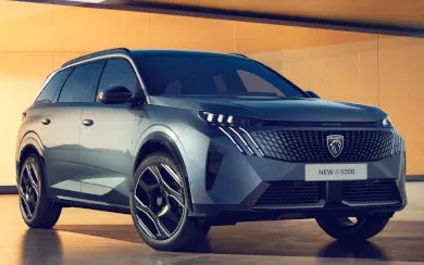 PEUGEOT 5008